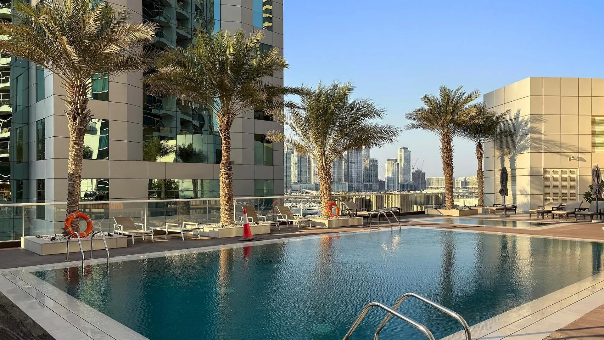1Br Botanica Dubai Marina Apartment